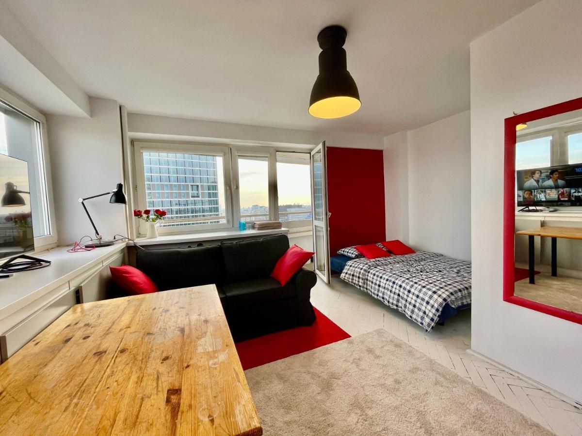 Sawa 3 Metro X2 Fast Wifi 50'Tv Netflx Hbo Appletv+ Amazontv Appartement Warschau Buitenkant foto